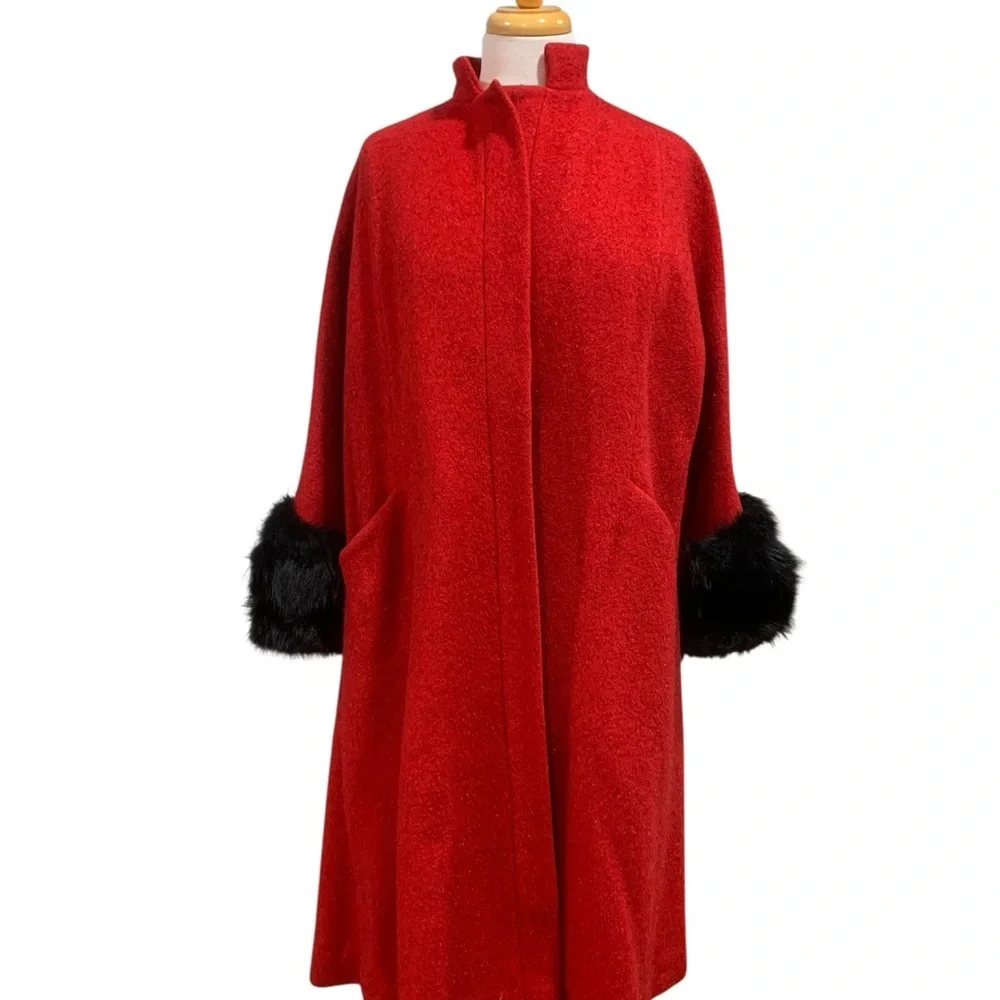 Vntg 50’s Volup Lilli Ann Red wool Coat with Black Fur Trim size XL - Picture 2 of 11